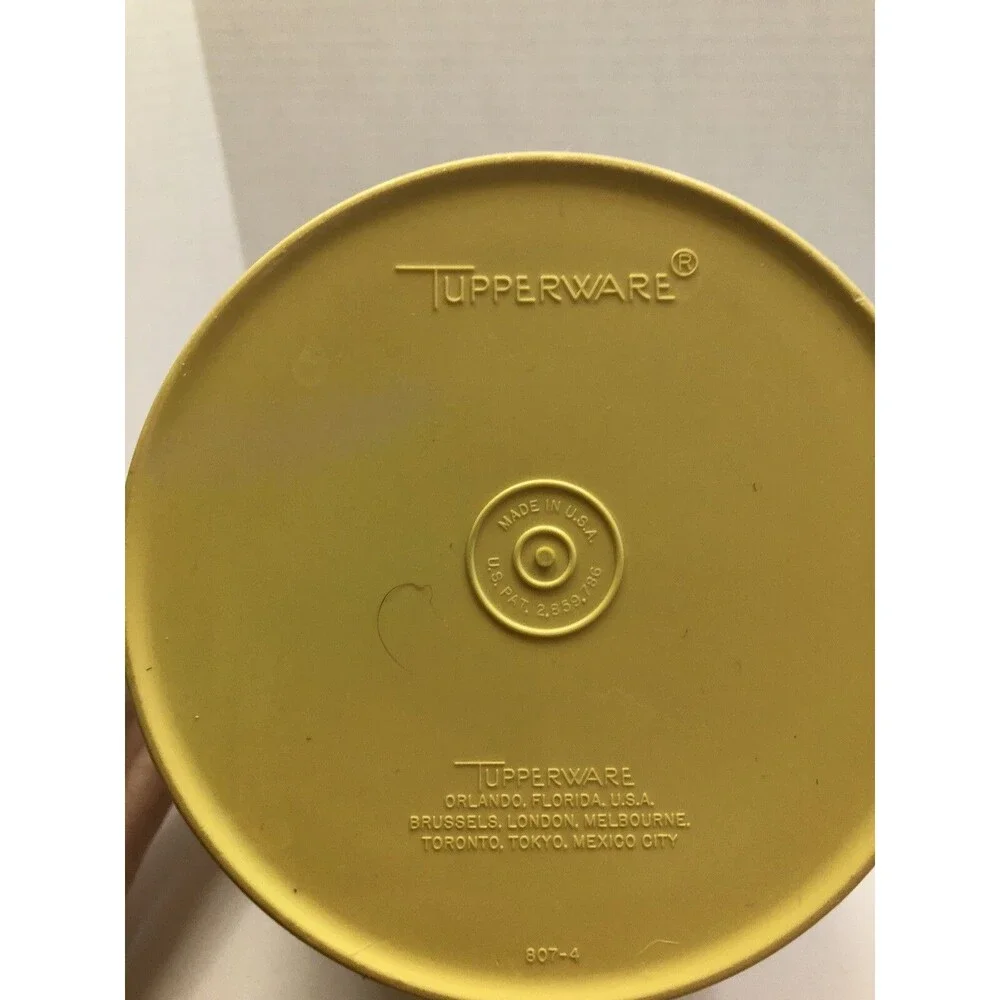 Vintage Servalier Tupperware Canister Container 807-4 Yellow with Lid